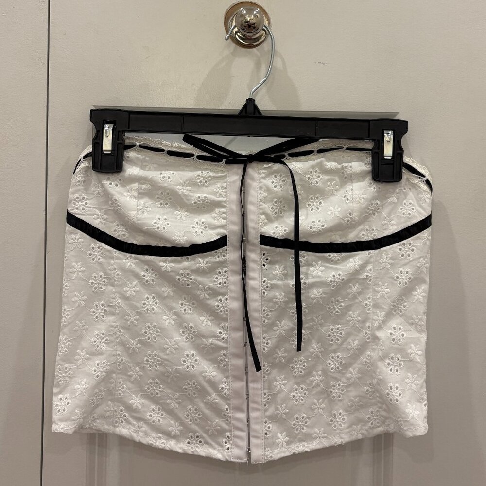 PacSun Beverly and Beck Maxine Strapless Eyelet Corset